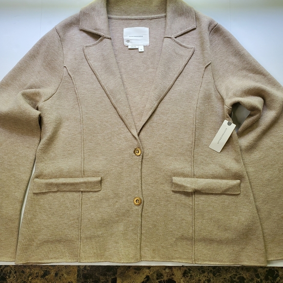 Anthropologie - Picture 3 of 14